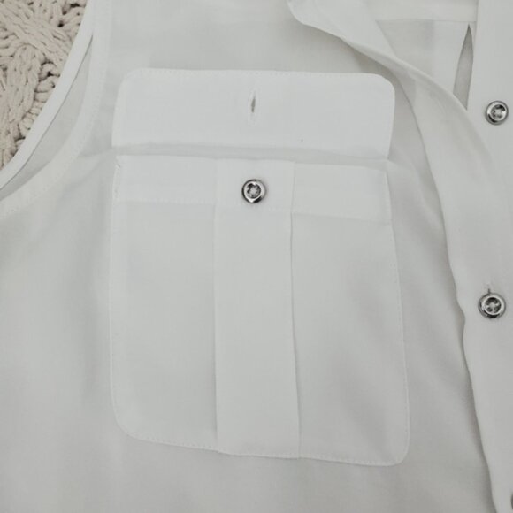 Banana Republic Petite White Sleeveless/Collarless "Safari" Top - Picture 8 of 16